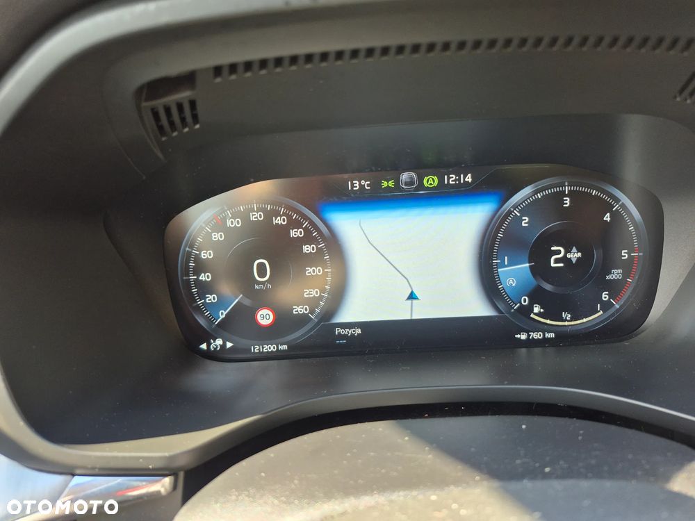 Volvo XC 60 D4 SCR Momentum - 24