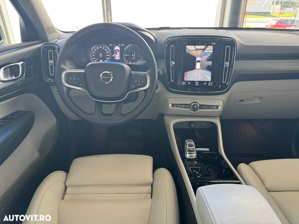 Volvo XC 40 Recharge T5 Twin Engine AT7 Inscription - 11