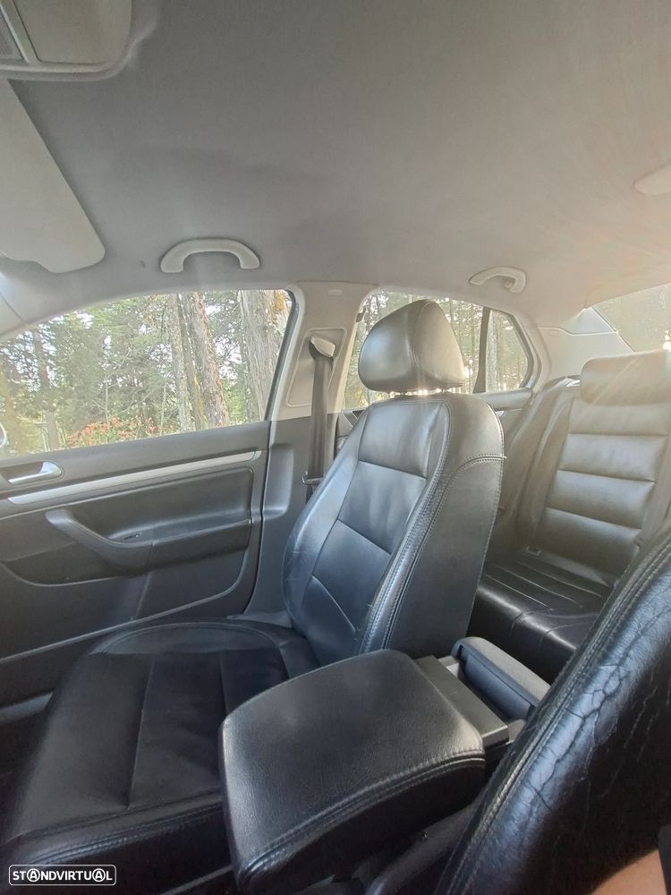 VW Jetta 1.9 TDi Trendline - 19