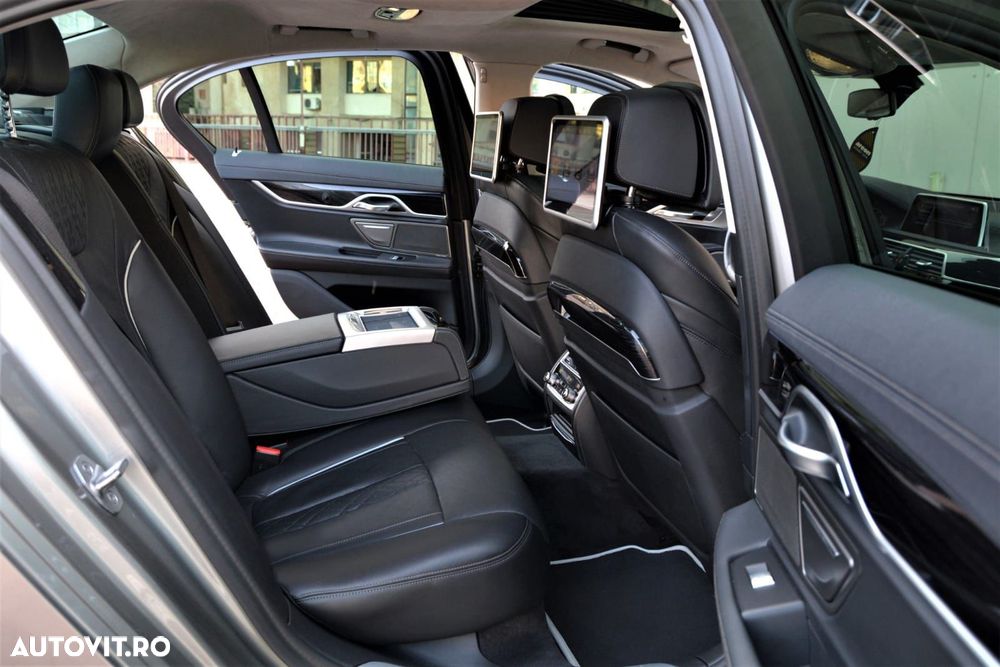 BMW Seria 7 730d - 8