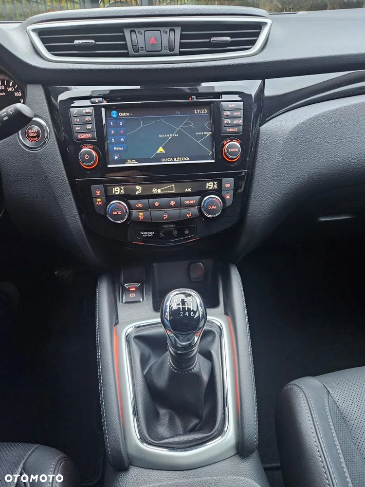 Nissan Qashqai 1.6 DIG-T TEKNA+ - 16