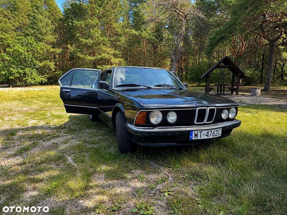 BMW Seria 7 - 15