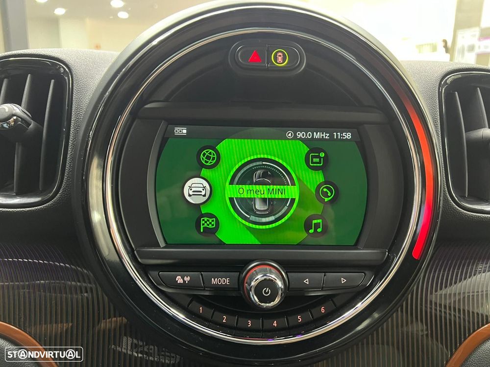 MINI Countryman Cooper SE ALL4 Auto - 28