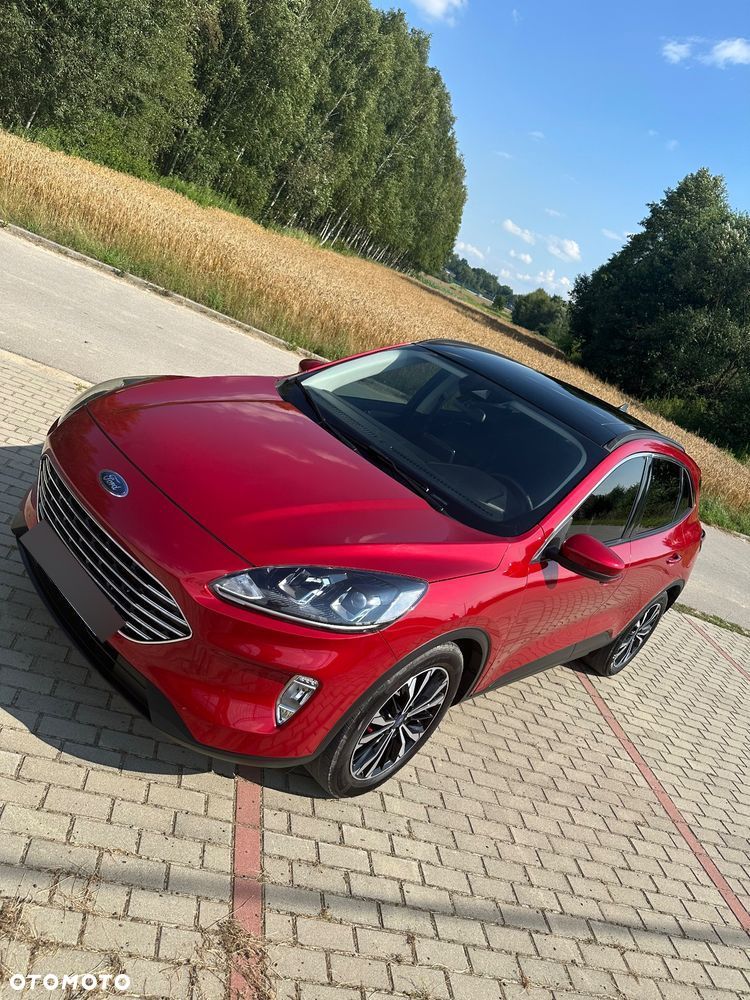Ford Kuga - 1
