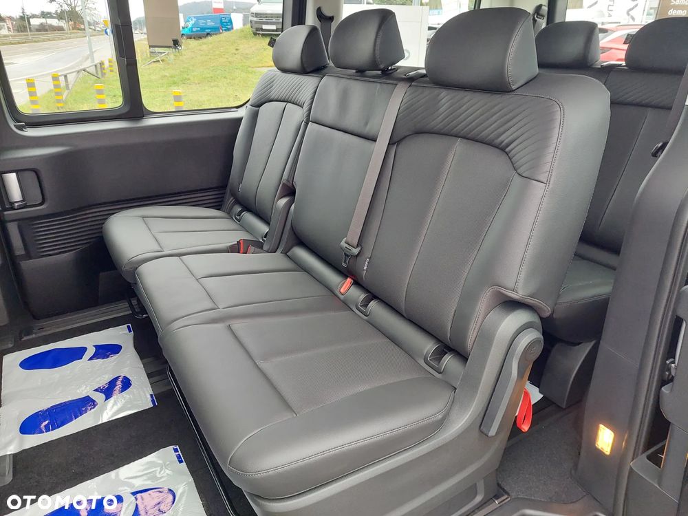 Hyundai Staria 1.6 T-GDI HEV Smart VIP - 33