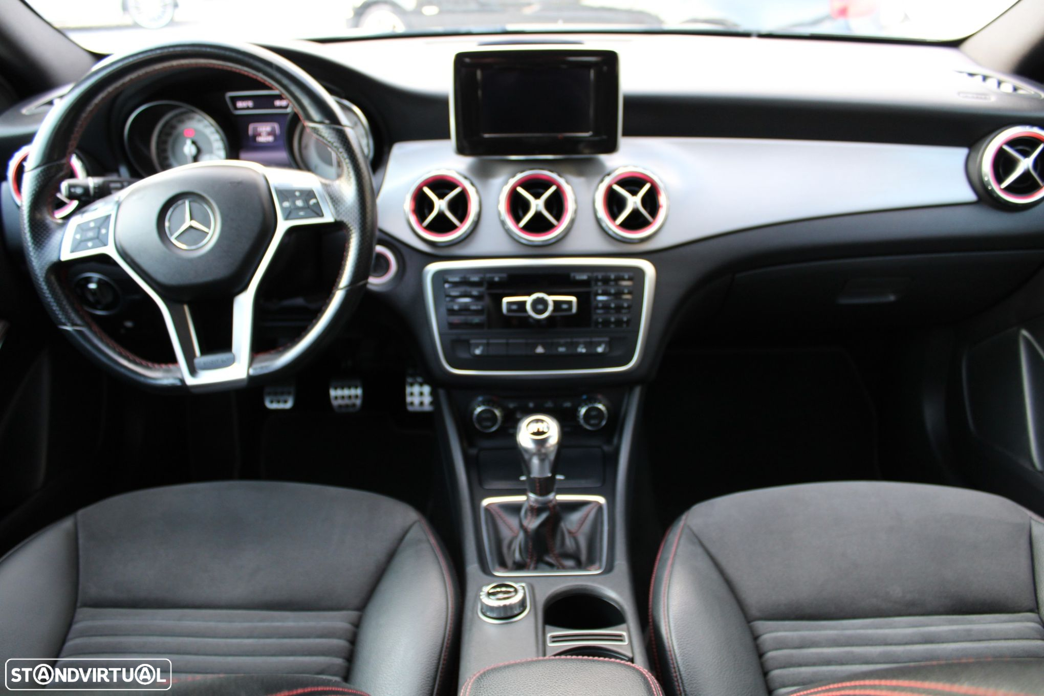Mercedes-Benz GLA 200 CDi AMG Line - 7