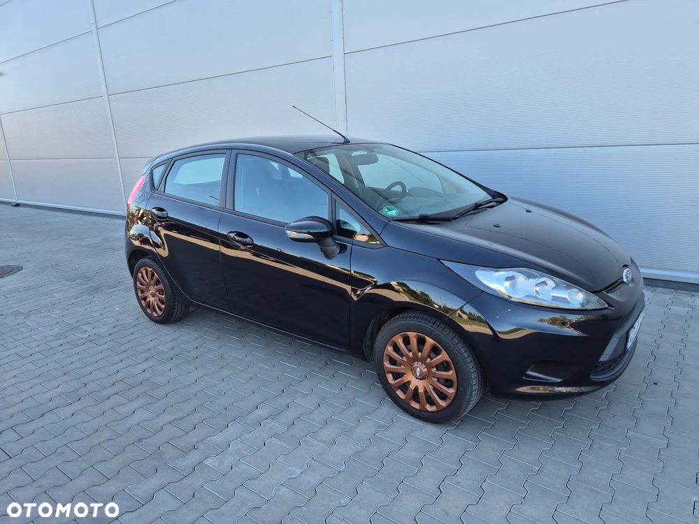 Ford Fiesta 1.25 Celebration - 7