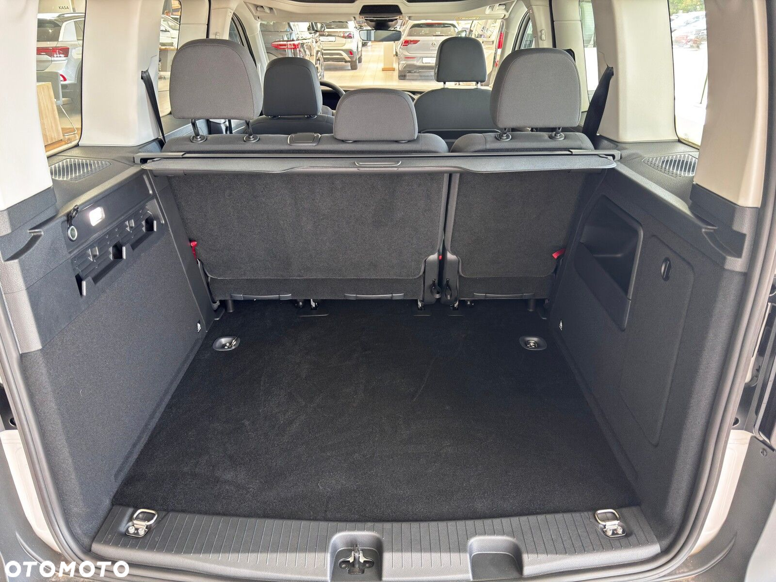 Volkswagen Caddy 2.0 TDI 102 KM 6 -bm 5m - 9