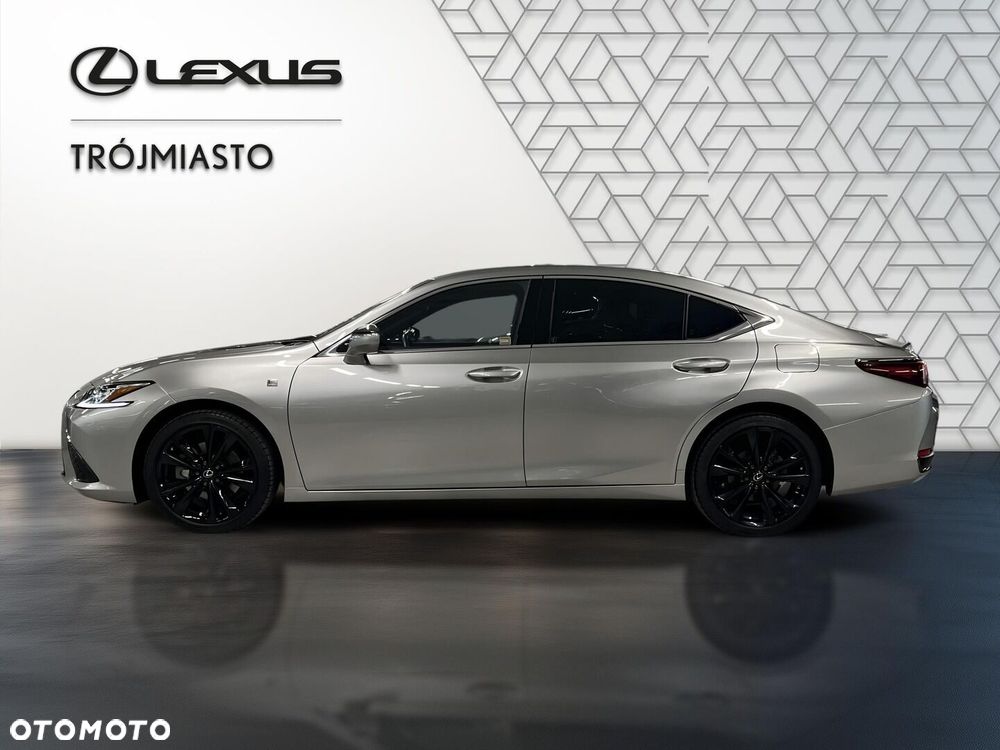 Lexus ES 300h F Sport Design - 3