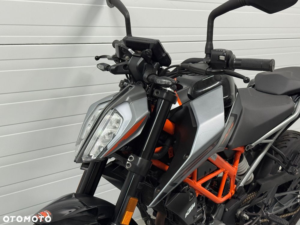 KTM Duke - 21