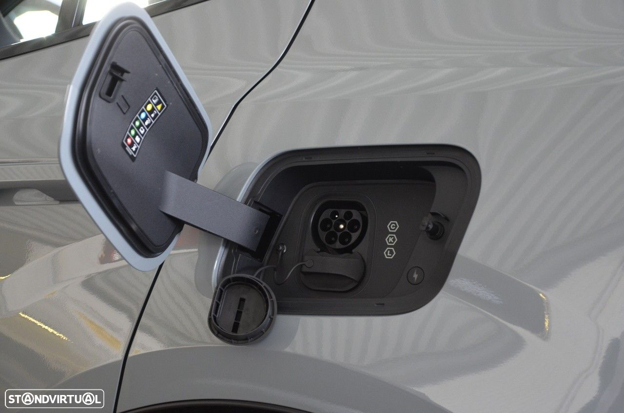 Volvo EX30 69 kWh Single Motor Extended Range Plus - 7