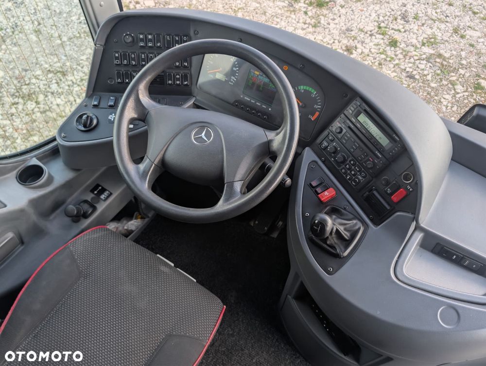 Mercedes-Benz Tourismo - 26