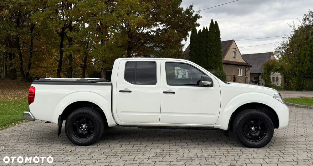 Nissan Navara LE - 12