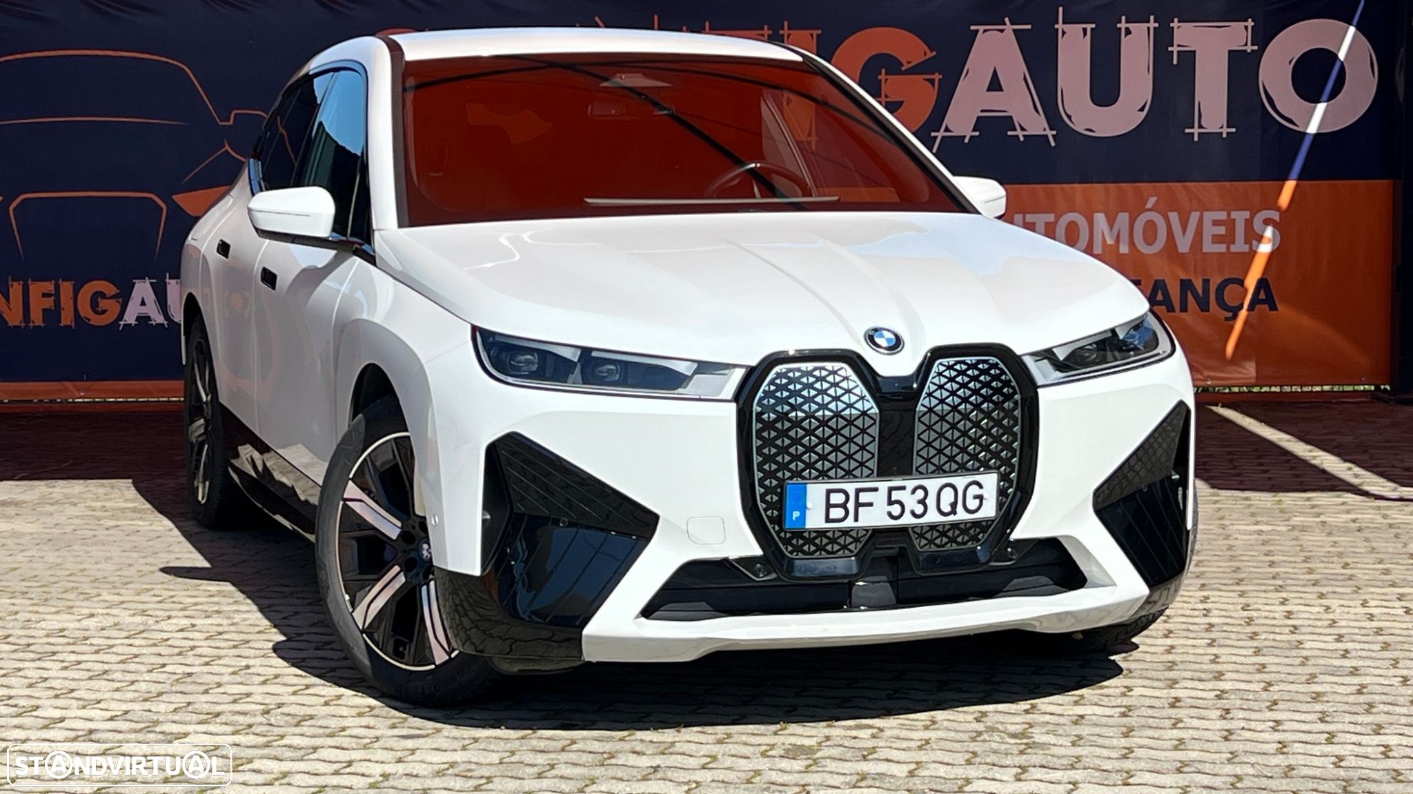 BMW iX xDrive 40 - 1