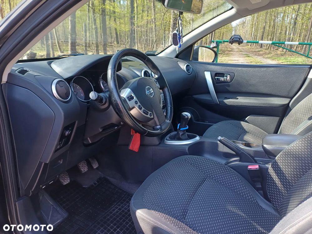 Nissan Qashqai+2 - 11