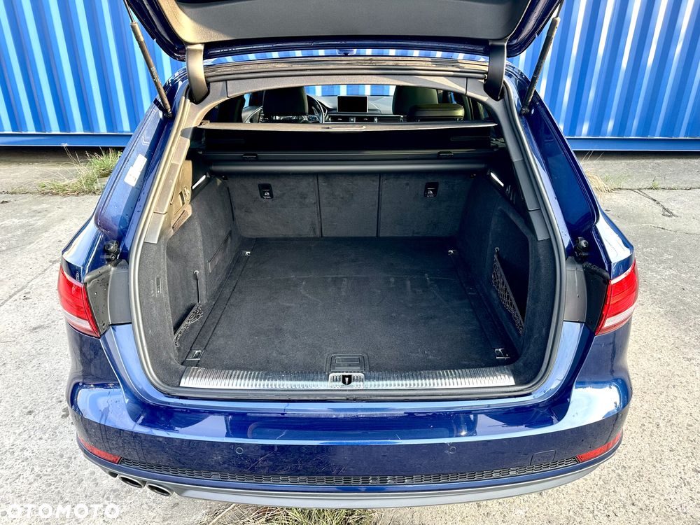 Audi A4 Avant 3.0 TDI quattro S tronic - 26