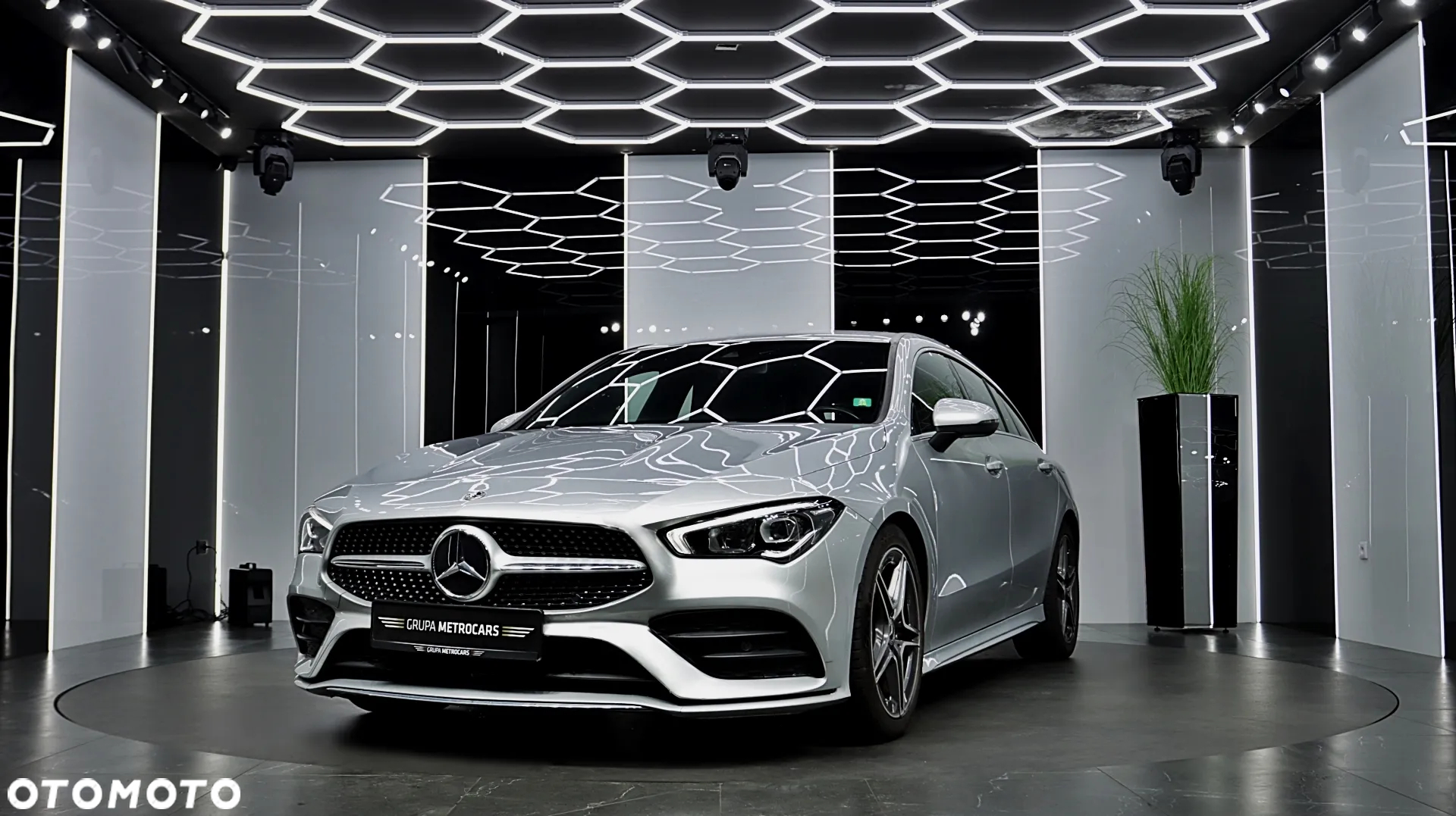Mercedes-Benz CLA 200 AMG Line 7G-DCT - 2