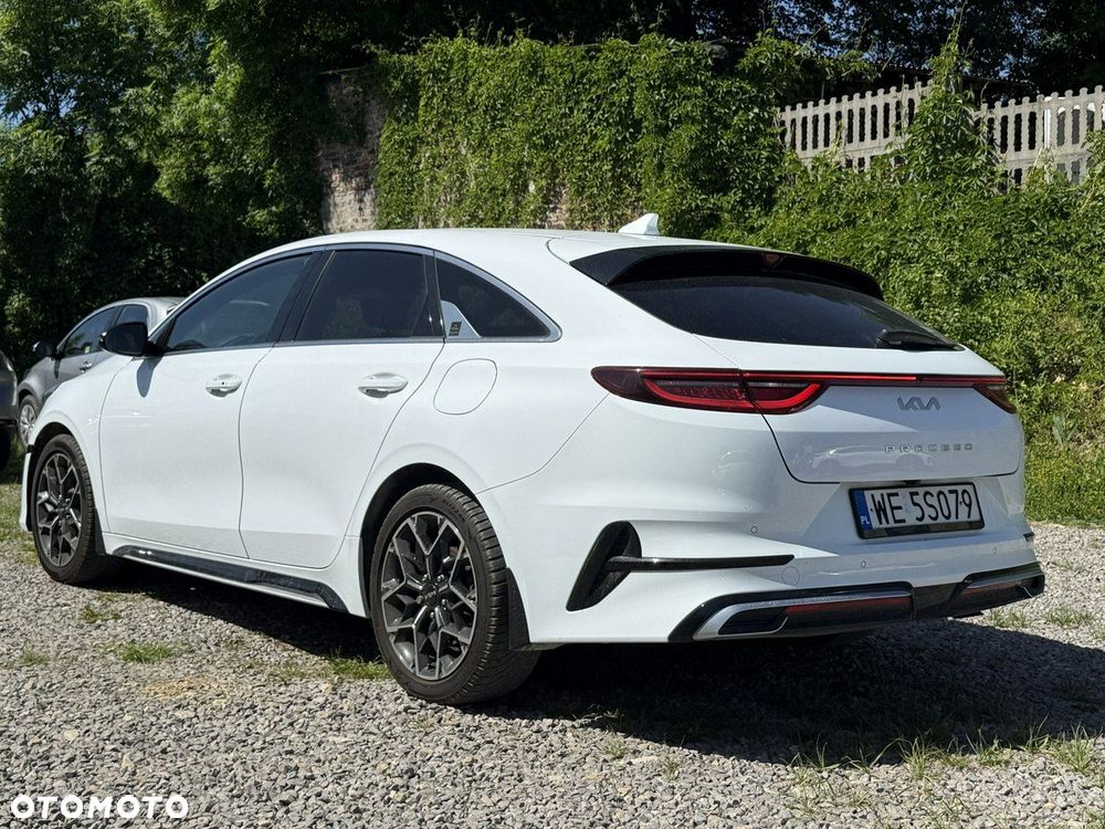 Kia ProCeed - 4