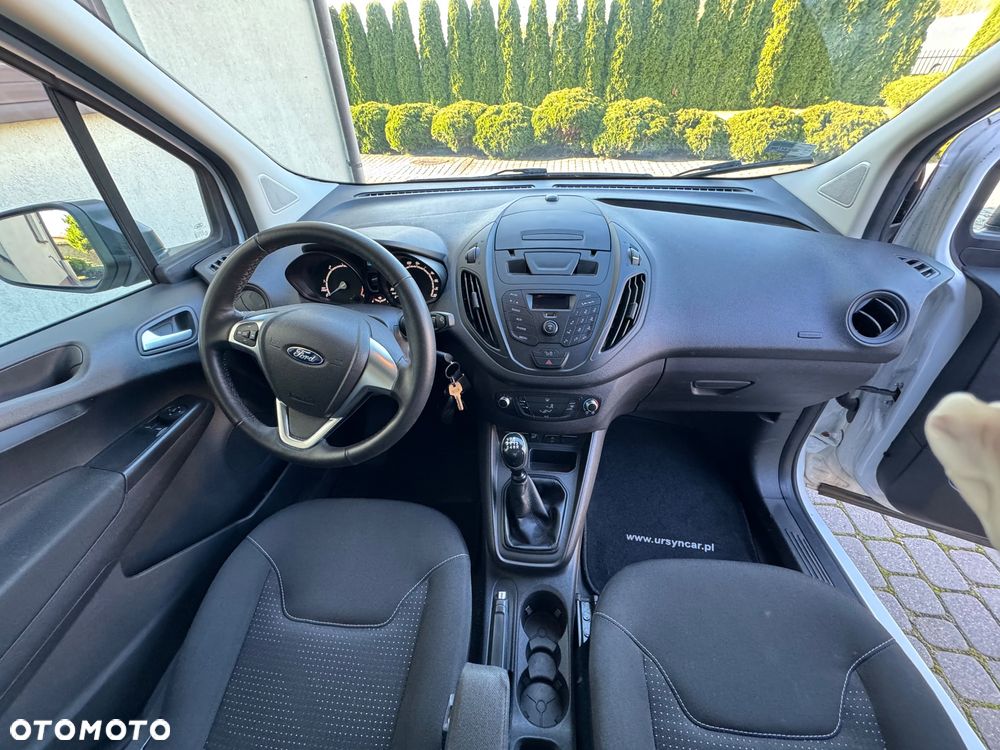 Ford Transit Courier - 7
