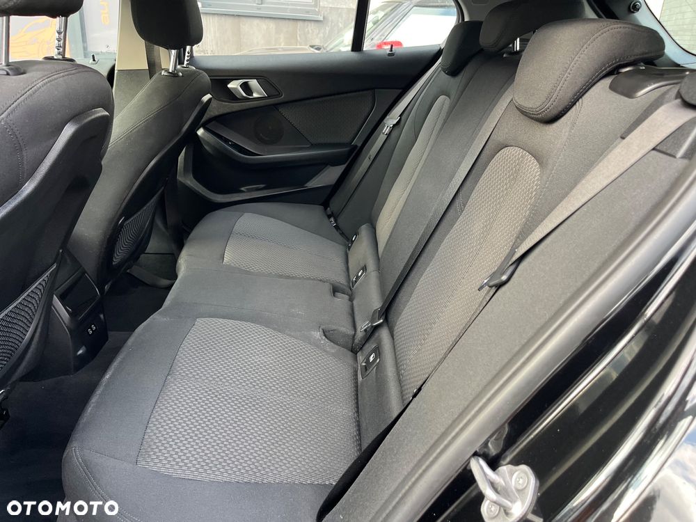 BMW Seria 1 - 10