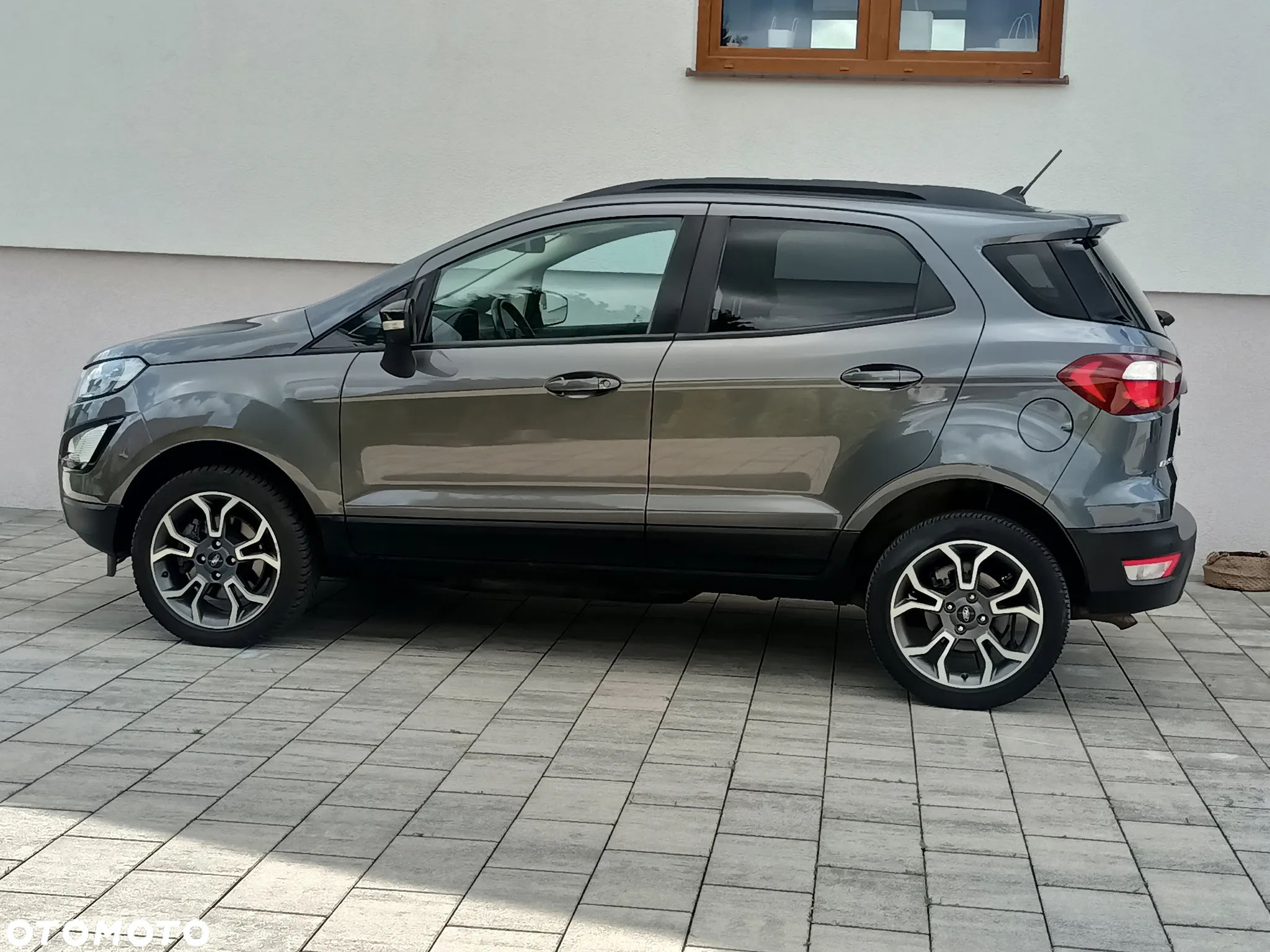 Ford EcoSport - 12