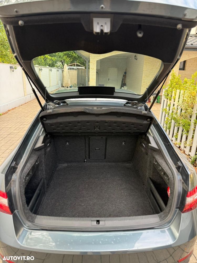 Skoda Superb 1.5 TSI ACT DSG Ambition - 15