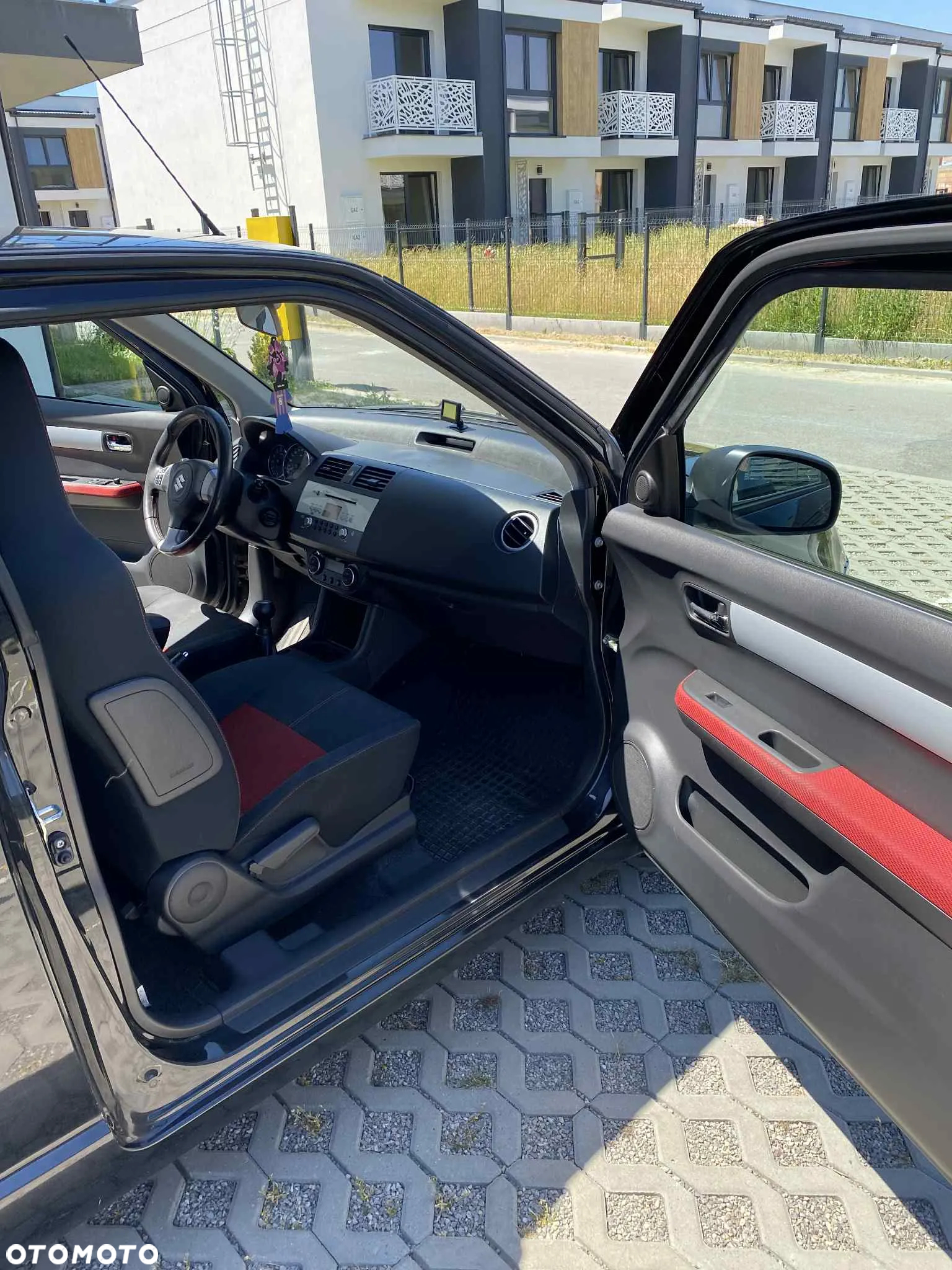 Suzuki Swift 1.6 Sport - 13