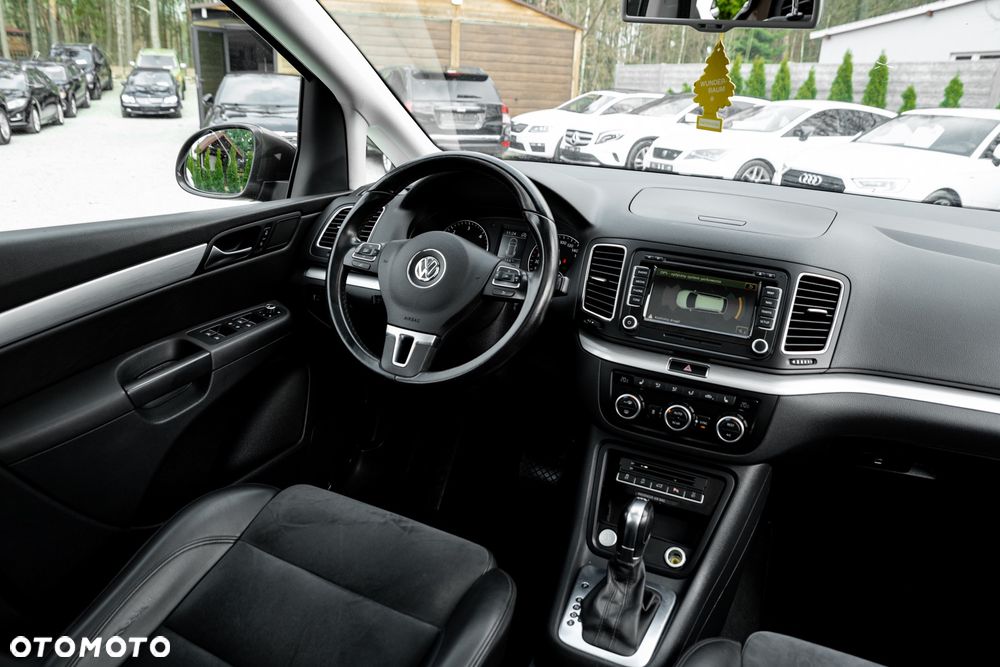 Volkswagen Sharan 2.0 TDI Highline DSG - 25