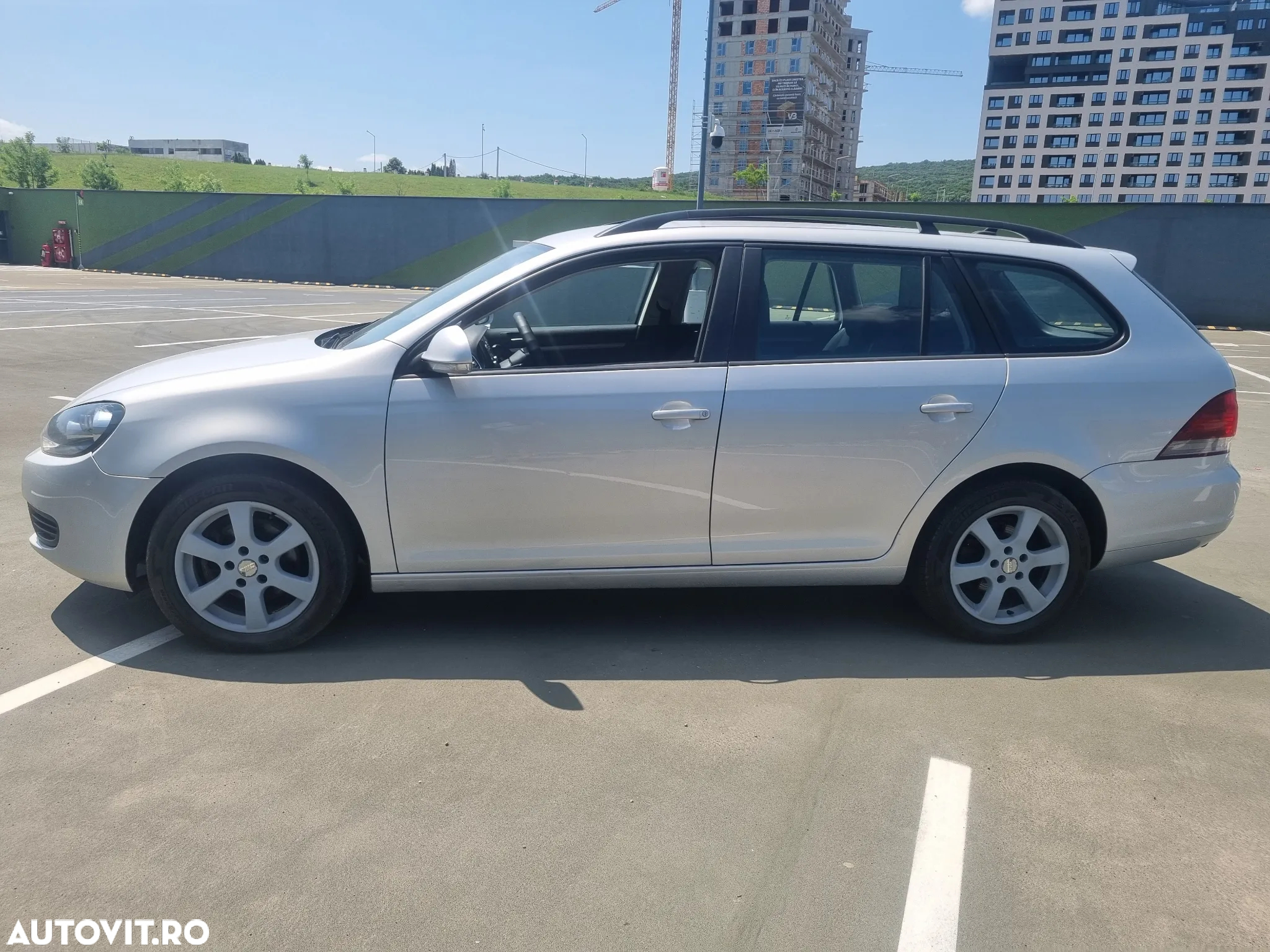 Volkswagen Golf 1.6 TDI BlueMotion Trendline - 3