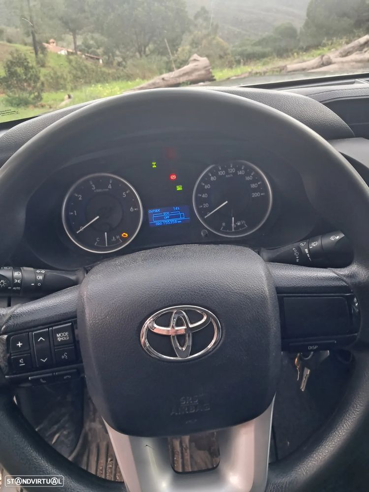 Toyota Hilux 2.4 D-4D 4WD Challenge - 14