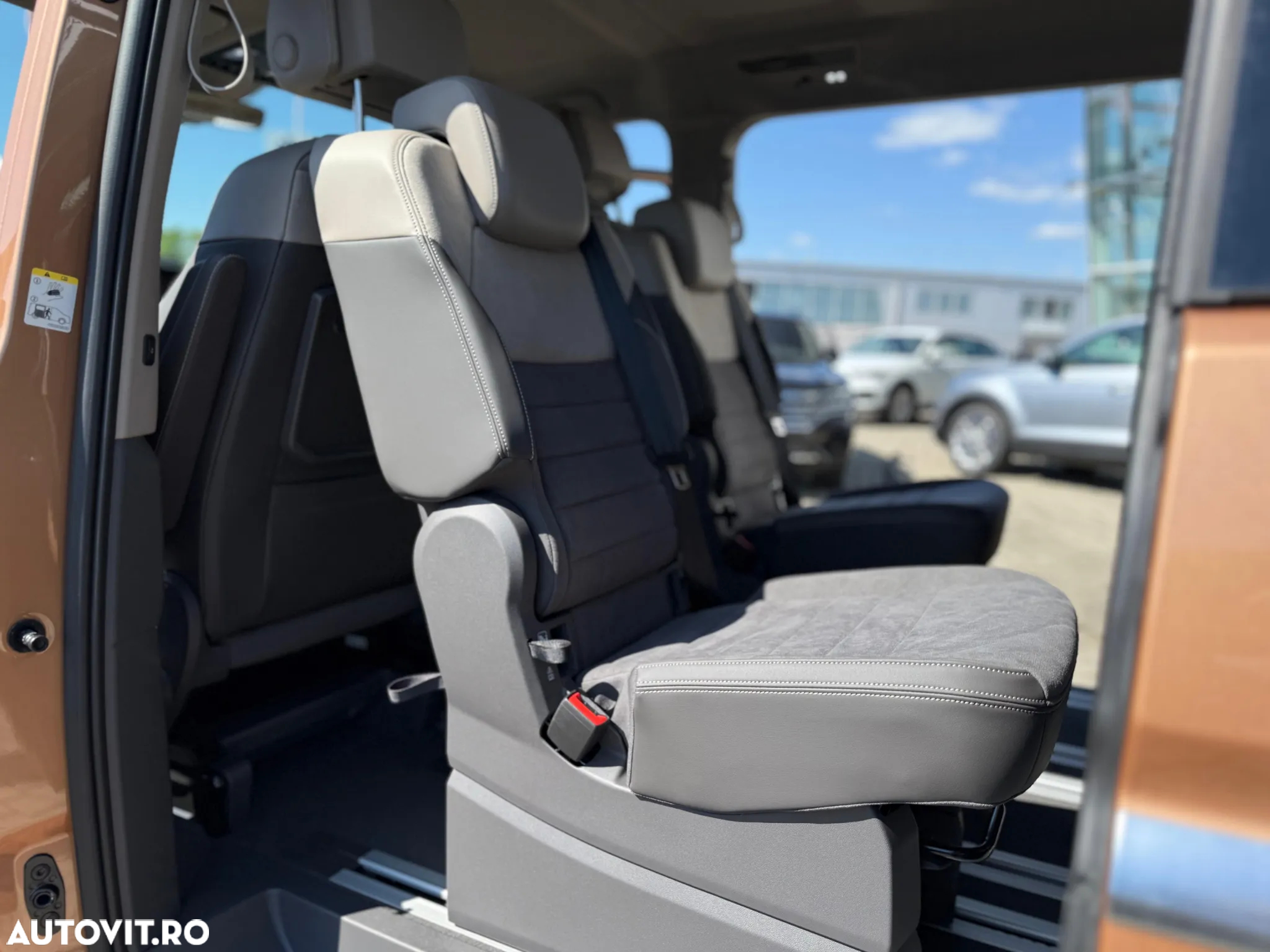 Volkswagen Multivan L 2.0 TDI DSG 110KW Style - 23