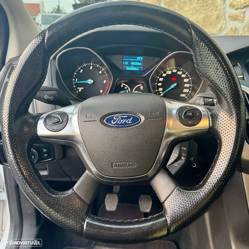 Ford Focus SW 1.6 TDCi Titanium - 4