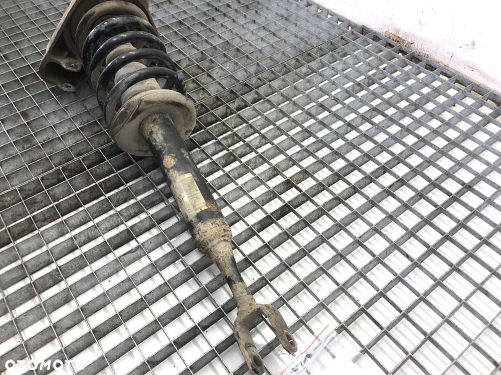 AMORTYZATOR LEWY PRZÓD ZE SPRĘŻYNĄ - 79.00 PLN - AUDI A4 B6 Avant (8E5) 2000 - 2005 2.5 TDI 120 - 3