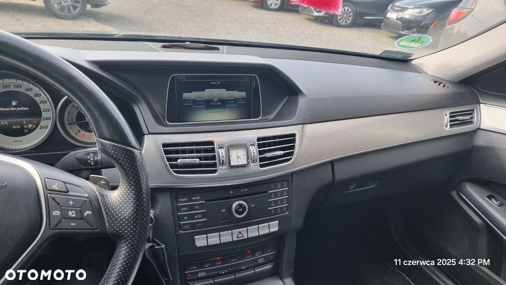 Mercedes-Benz Klasa E - 20