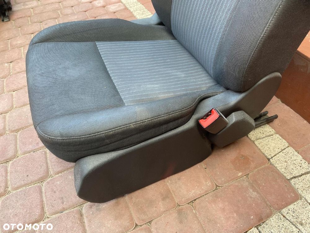 PRAWY FOTEL PASAŻERA - FORD TRANSIT CUSTOM 2016 - 1ka - 9