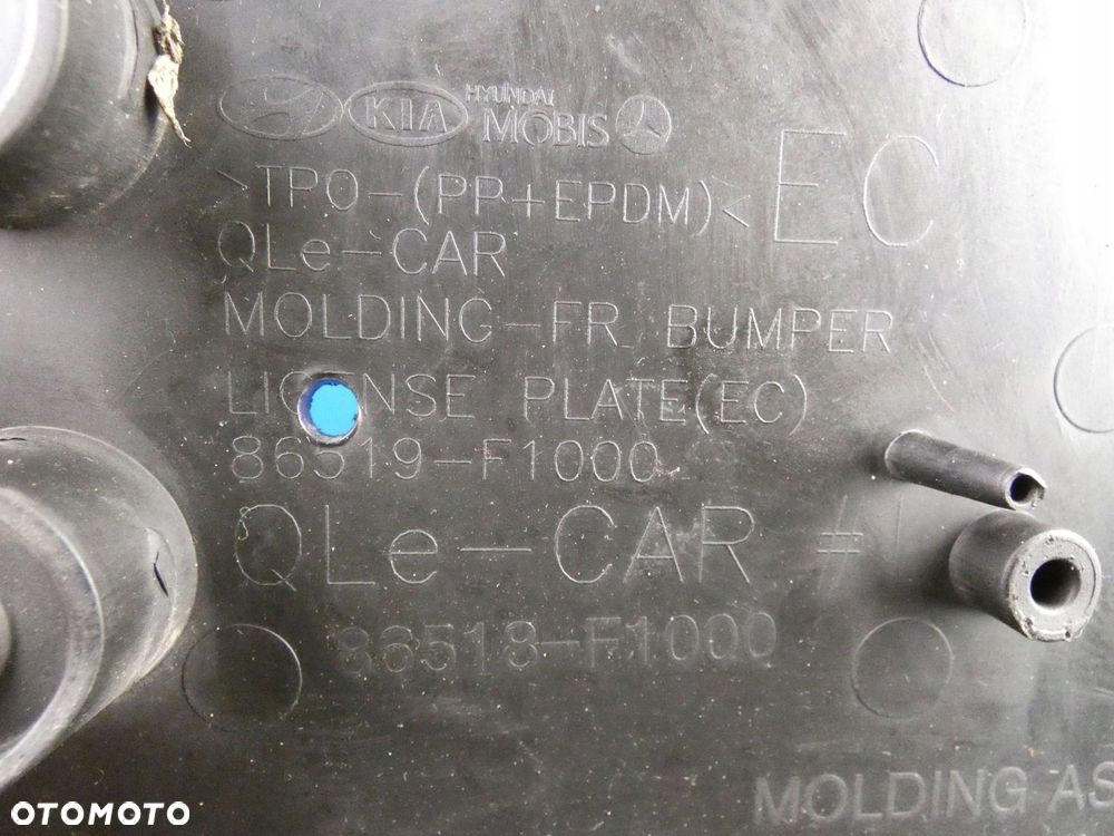 KIA SPORTAGE IV 4 2016- RAMKA PODKŁADKA TABLICY REJSTRACYJNEJ PĘKNIĘTA - 4