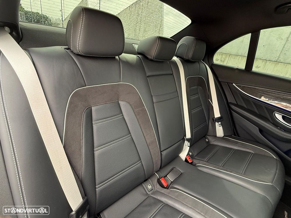 Mercedes-Benz E 63 AMG S 4-Matic+ - 23