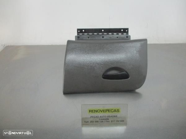 Porta Luvas / Tampa Ford Focus (Daw, Dbw) - 1