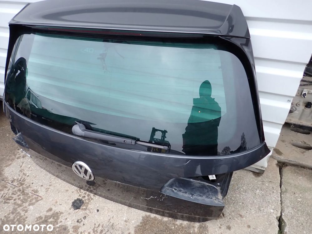VW GOLF VII KLAPA BAGAŻNIKA - 2