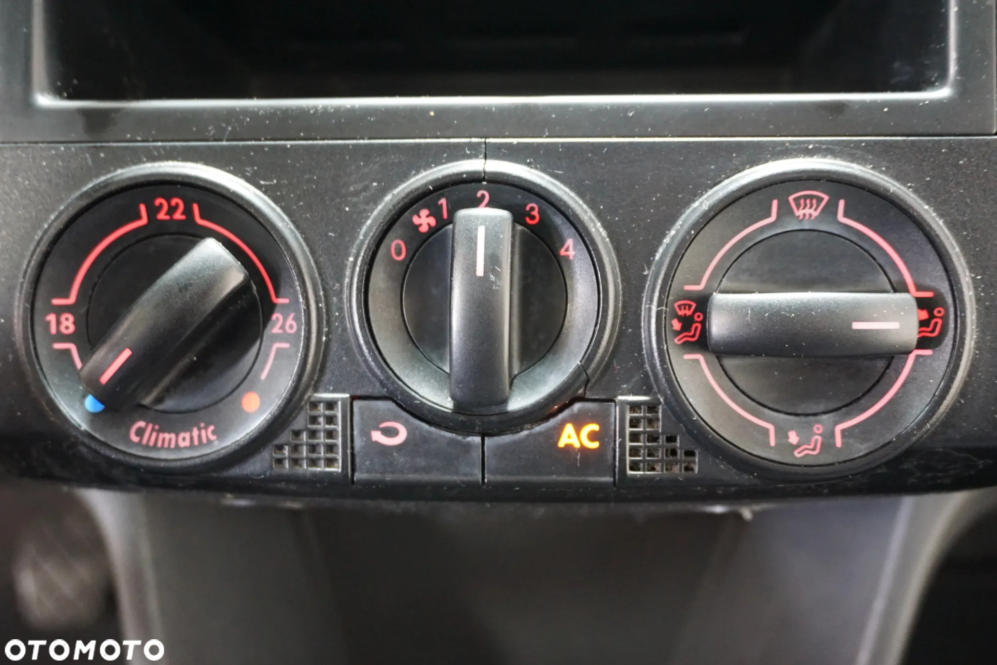 Volkswagen Polo 1.2 Comfortline - 25
