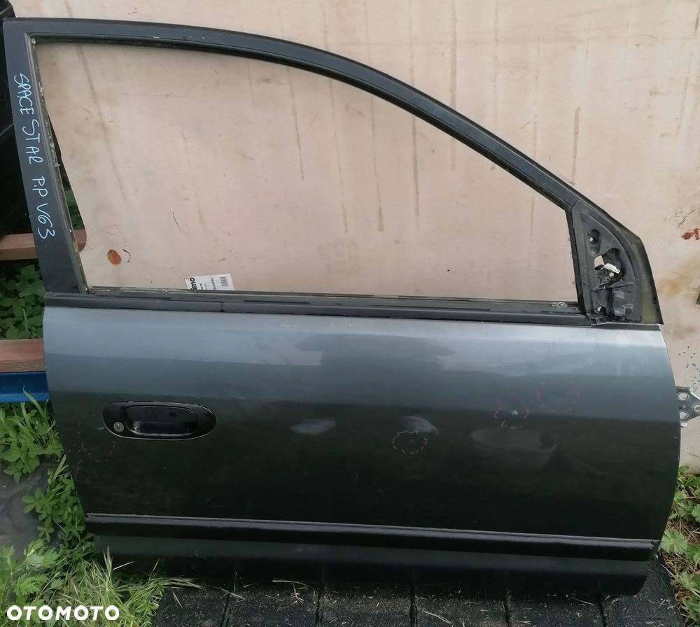 MITSUBISHI SPACE STAR I 02- DRZWI PRAWE PRZEDNIE PRZÓD V63 - 1
