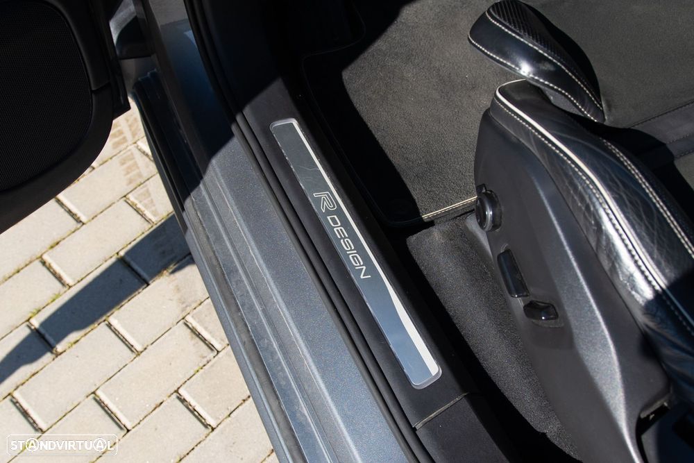 Volvo XC 90 2.0 T8 PHEV R-Design AWD - 11