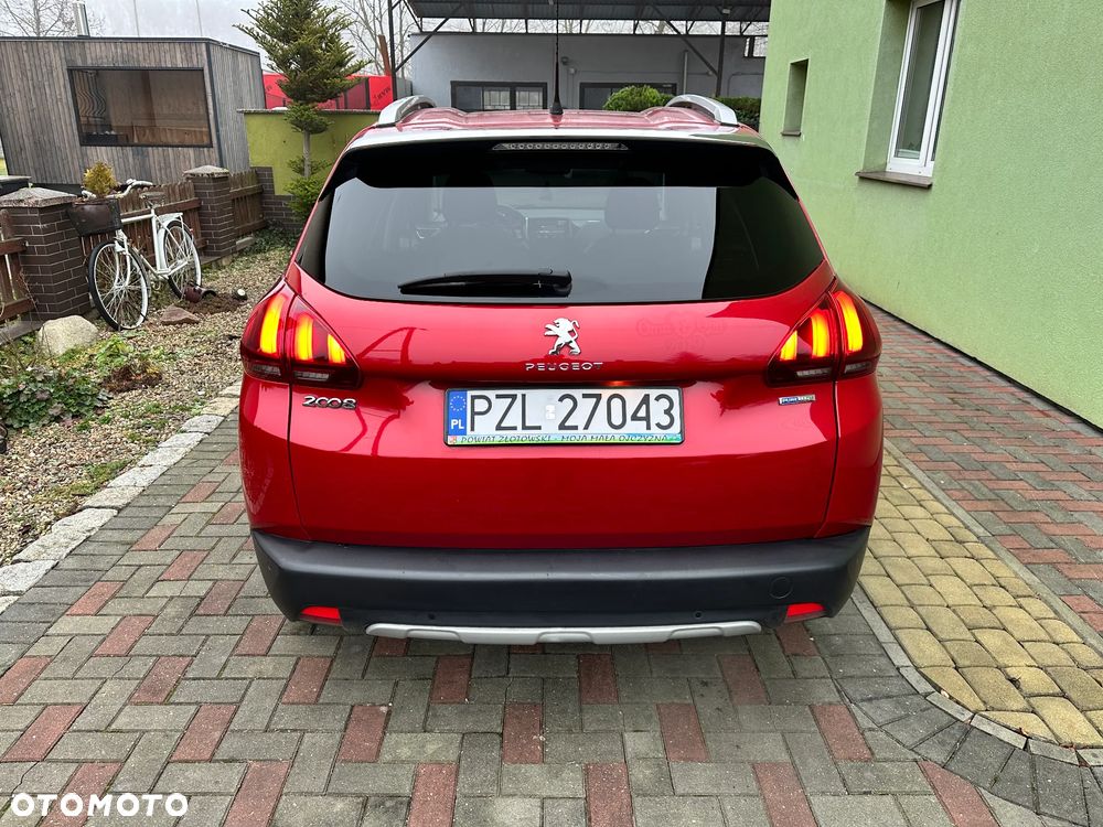 Peugeot 2008 1.2 Pure Tech GPF Allure S&S EAT6 - 6