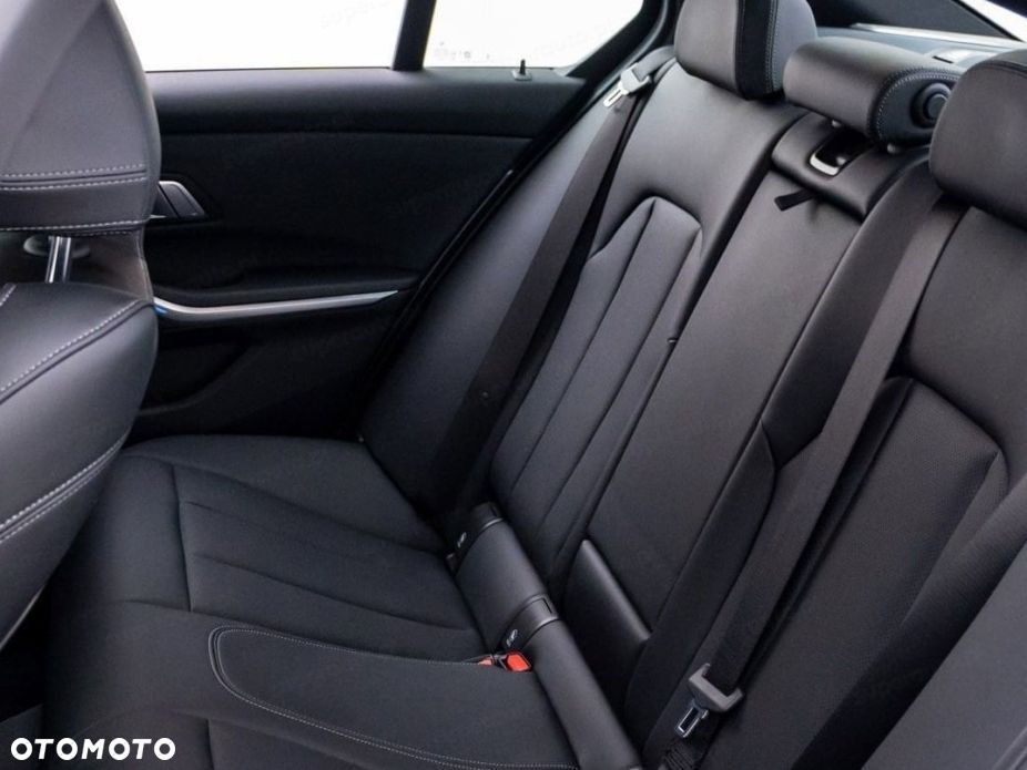 BMW Seria 3 - 19