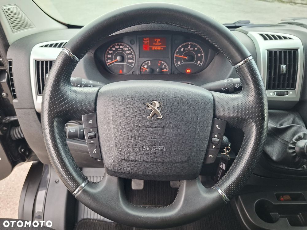Peugeot BOXER - 21