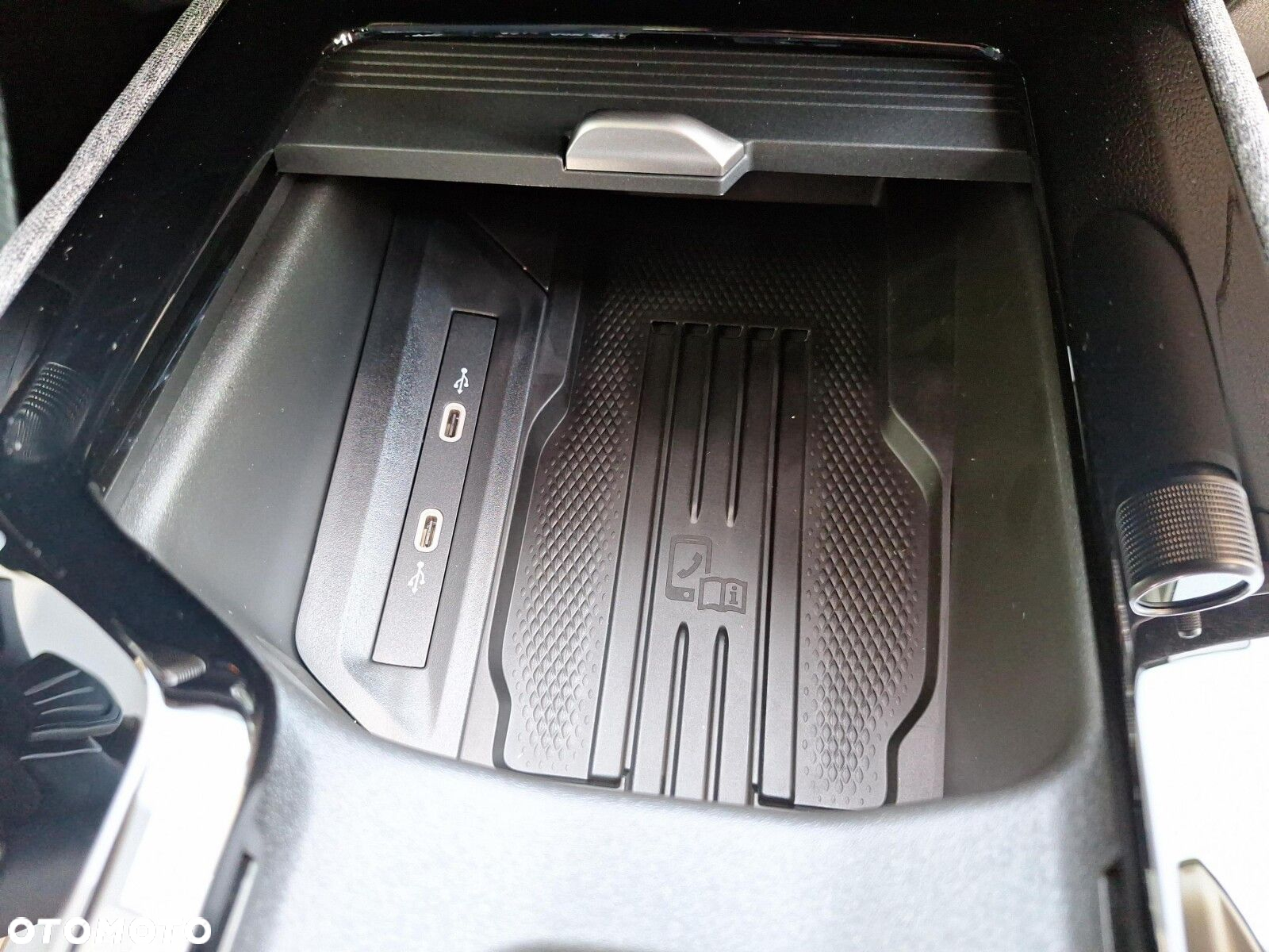Skoda Superb 2.0 TDI SCR Edition 130 DSG - 25