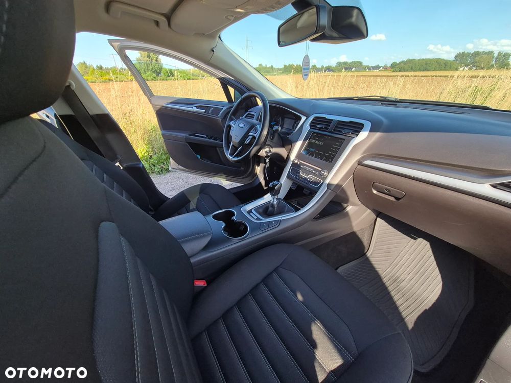 Ford Mondeo 1.5 EcoBoost Trend - 10