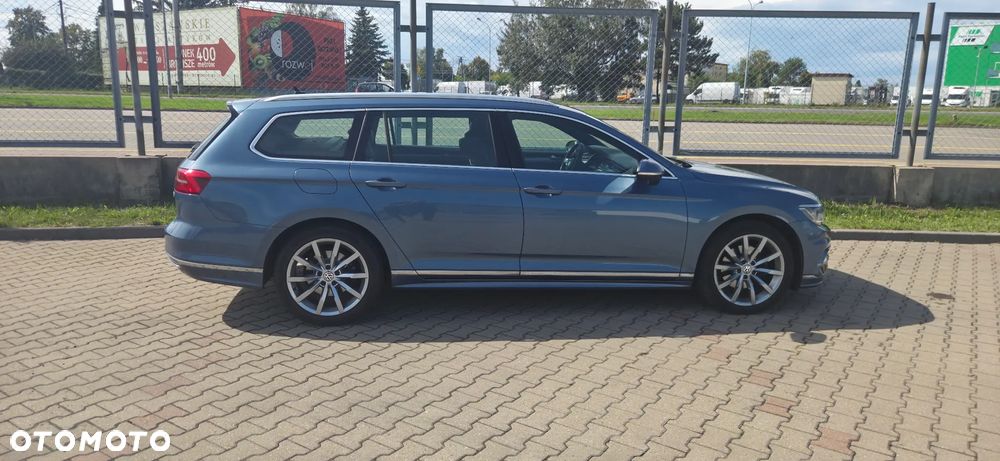 Volkswagen Passat - 8