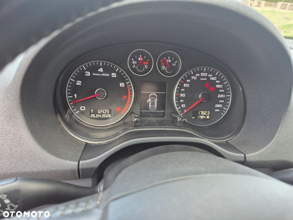 Audi A3 Sportback 1.6 Attraction - 10