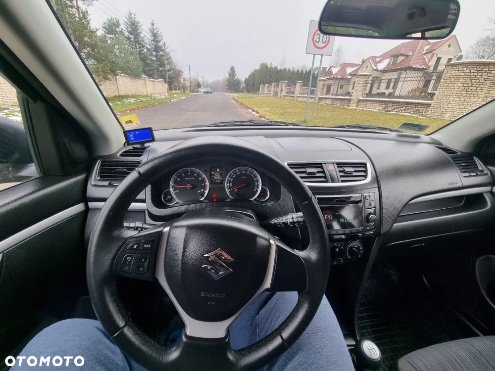 Suzuki Swift 1.2 Comfort Plus - 24